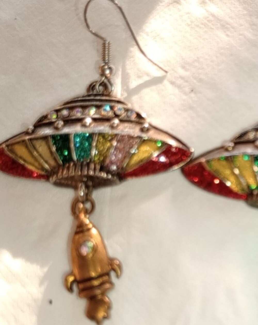 Vintage Multicolor Glitter UFO and Rocket Drop Earrings MCM Mid-century Modern - Picture 2 of 10